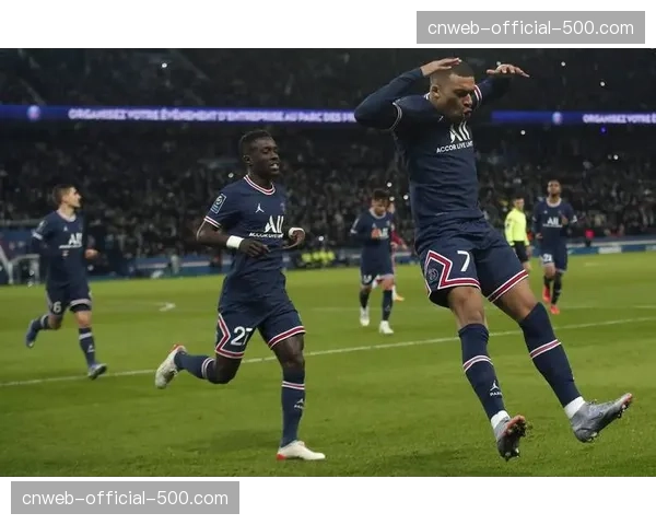 法甲第27轮:巴黎圣日耳曼4-0大胜摩纳哥,提前八轮卫冕联赛冠军 法甲第27轮:巴黎圣日耳曼4-0大胜摩纳哥,提前八轮卫冕联赛冠军